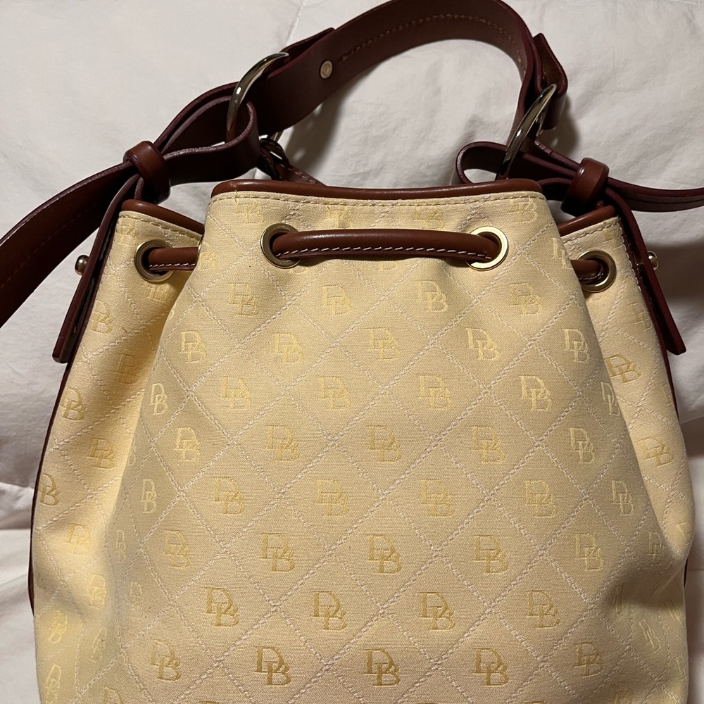 Dooney & Bourke Butter Yellow Canvas and Brown Leather Shoulder Bag - Picture 4 of 10